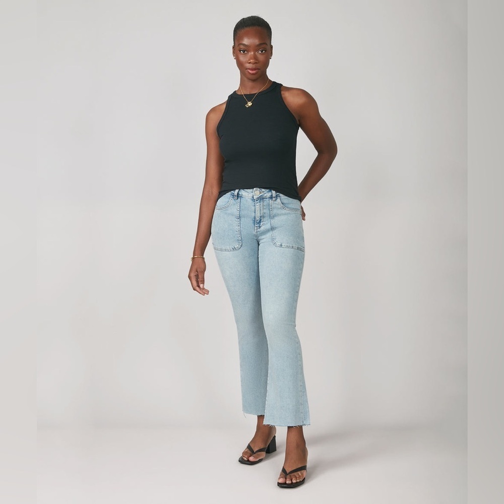BILLIE-TO
high-rise bootcut jeans